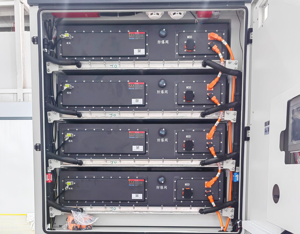 215KWH-LIFEPO4-BATTERY-PACK