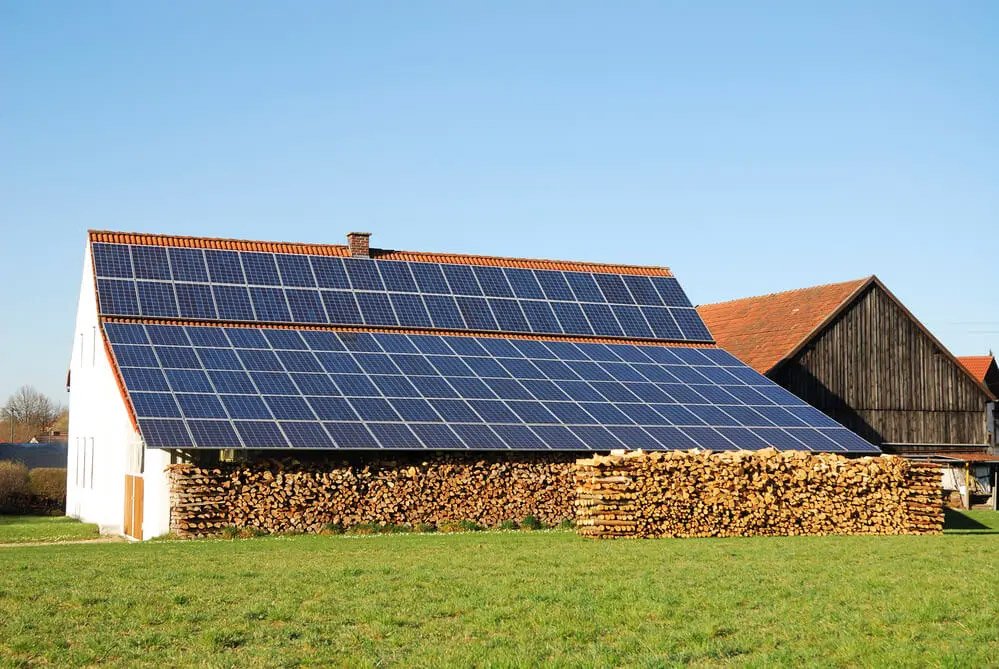 off-grid-cabin-using-solar-power-system-case