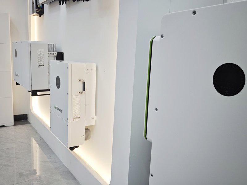 Growatt-solar-inverters-from-HBOWA