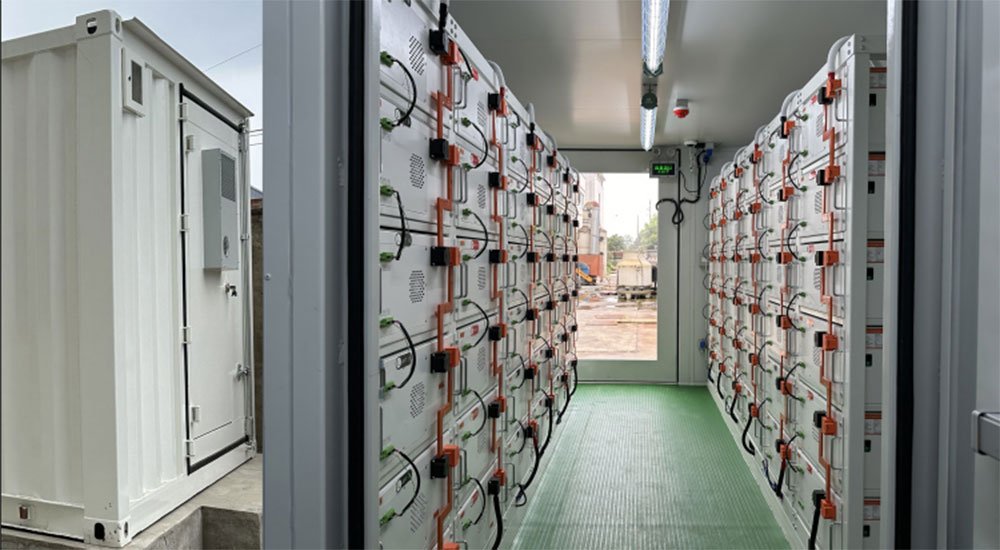 1MWh-battery-energy-storage-system-for-a-commercial-project-in-Ukraine