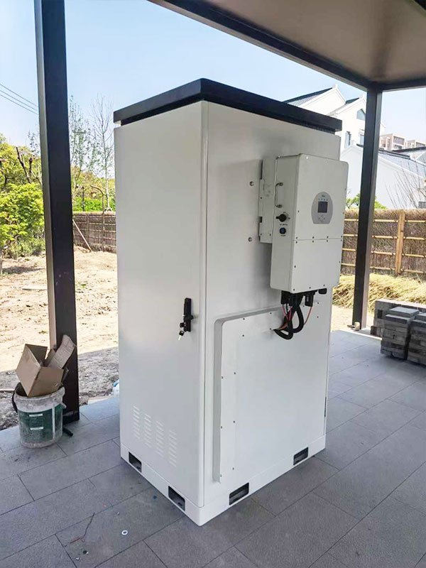 25kw-96kwh-energy-storage-cabinets-for-villa-in-Spain-from-HBOWA