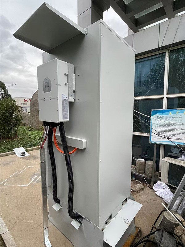 50kW-112kWh-battery-storage-system-cabinet-from-HBOWA