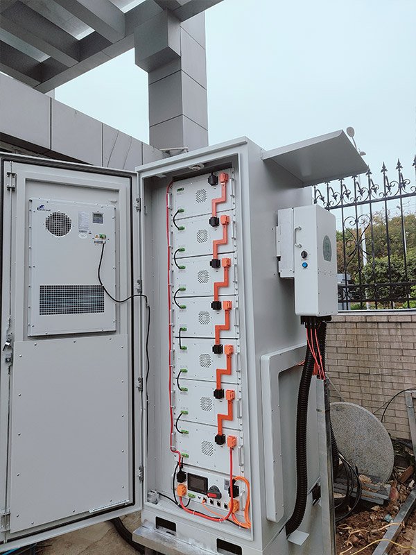 50kw-battery-storage-system-cabinet-from-HBOWA-for-factory-peak-shaving