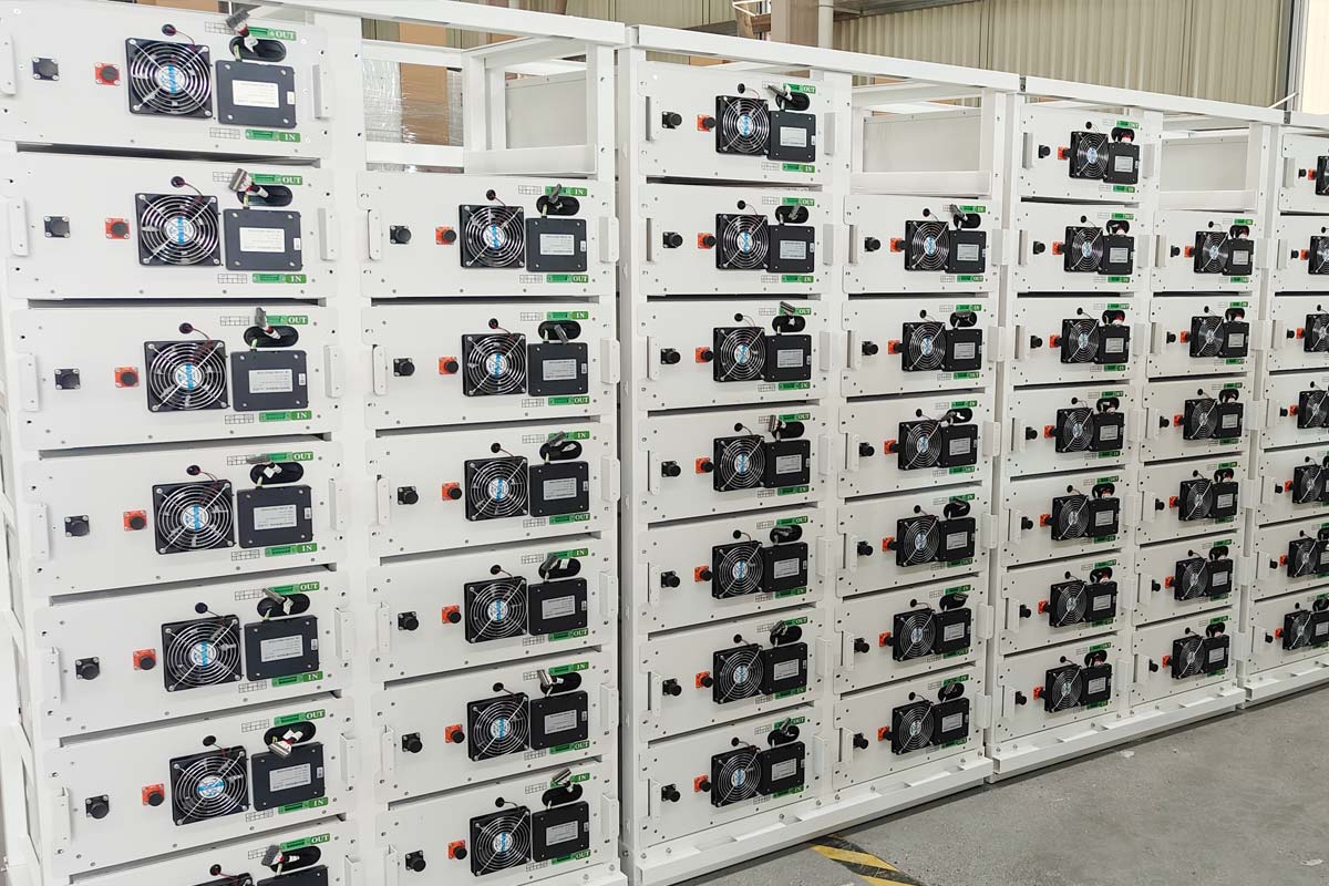 HBOWA-energy-storage-cabinets-in-China-factory