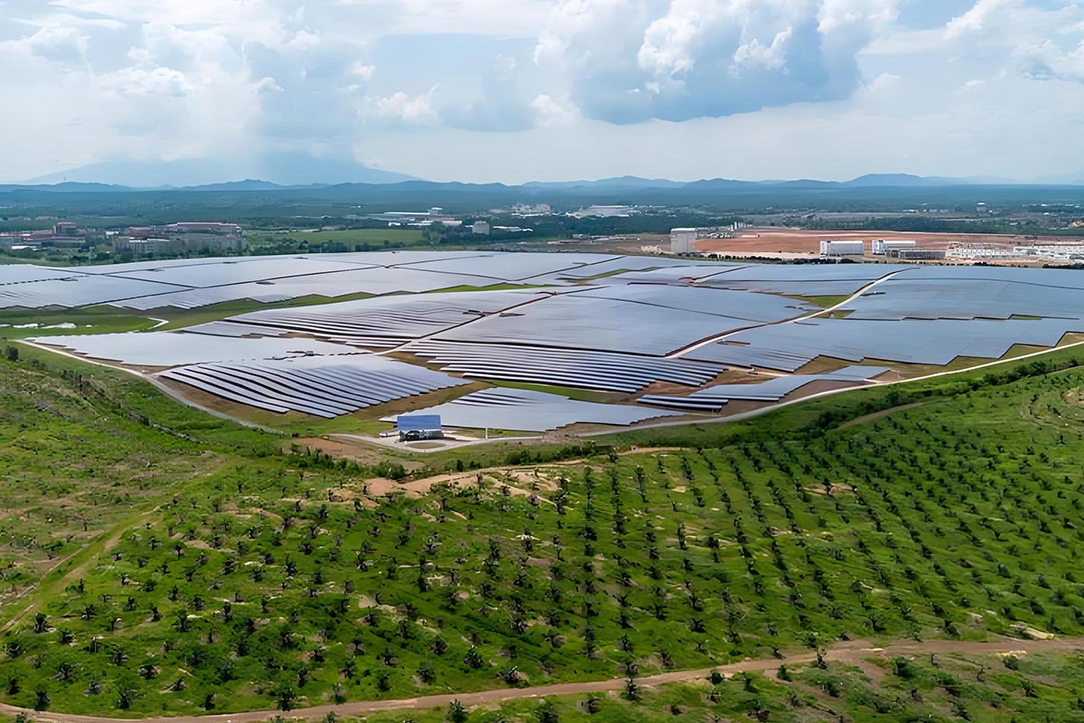 How-Many-Acres-of-Solar-Panels-to-Generate-1-Megawatt