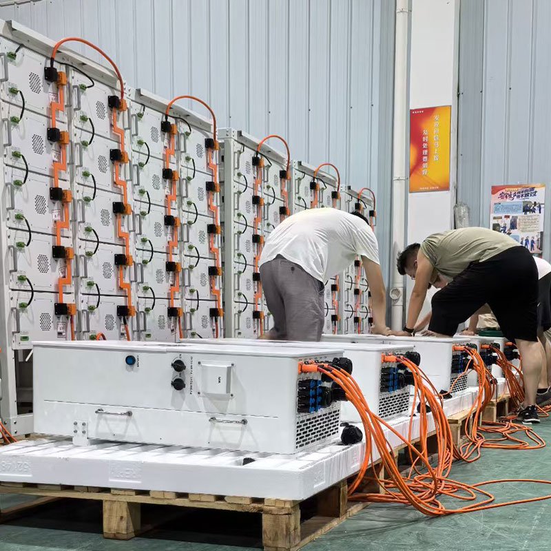 hybrid-solar-inverter-and-battery-storage-system-connection-in-HBOWA-factory