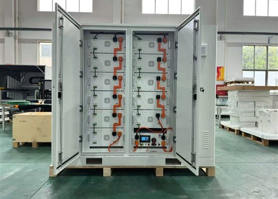 energy-storage-cabinet-interior