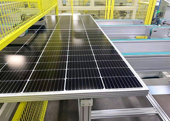 solar-panel-manufacturing-line