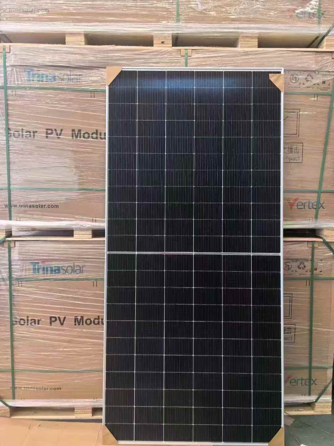600w solar panels