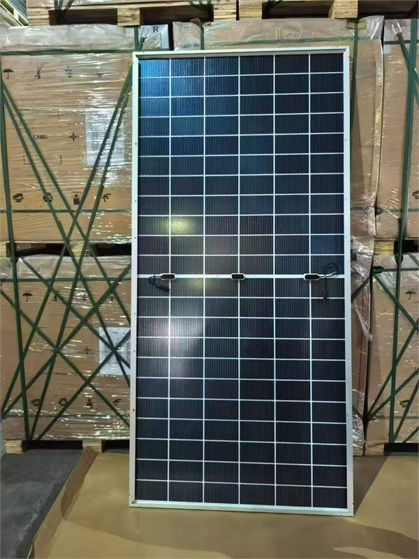 aiko solar panels 650w from PP