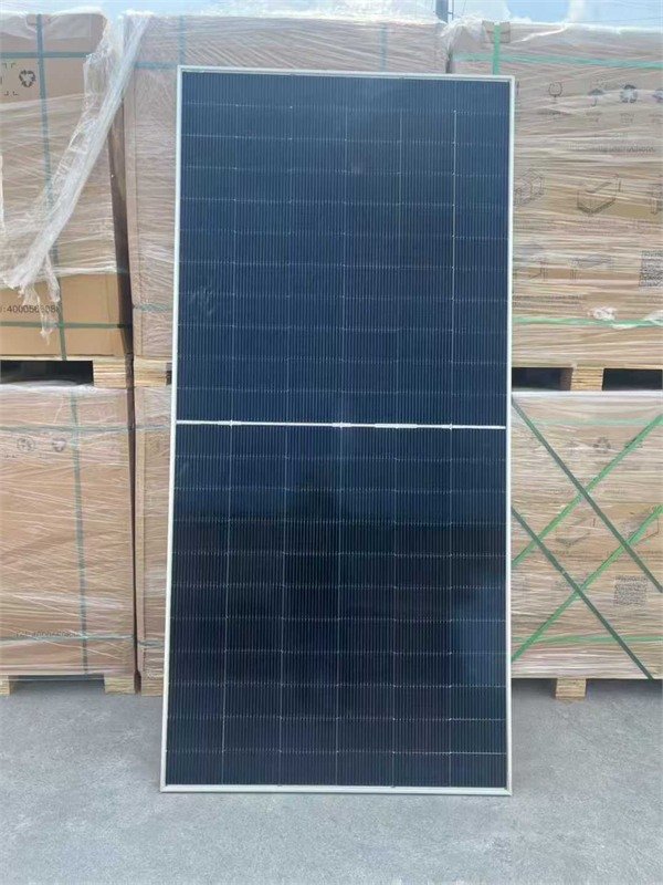 durable solar photovoltaic panels 610w manufacturer